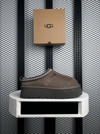 UGG Slides