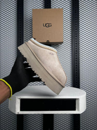 UGG Slides