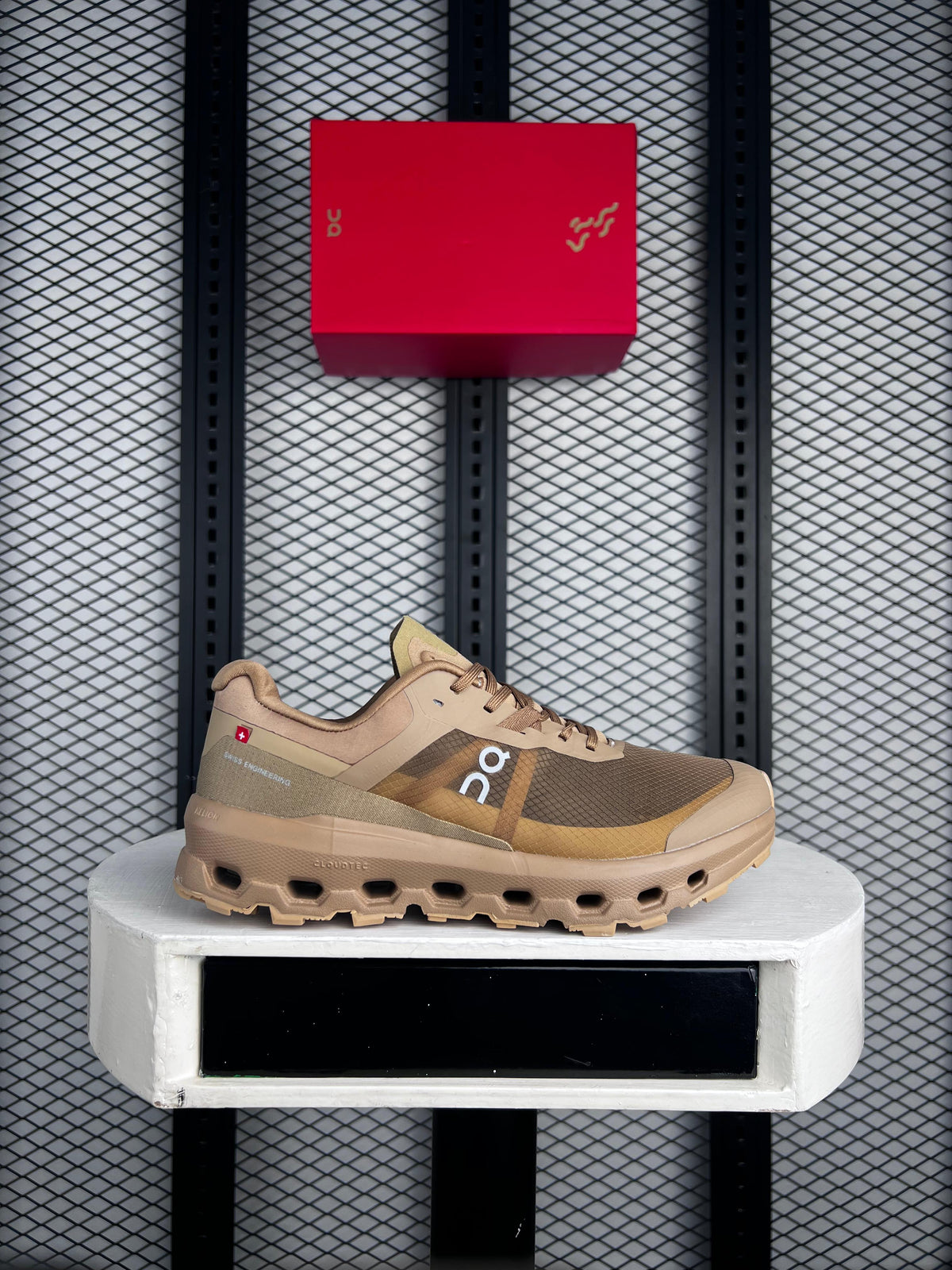 Loewe x On Cloudventure
