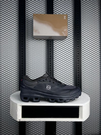 Loewe x On Cloudventure