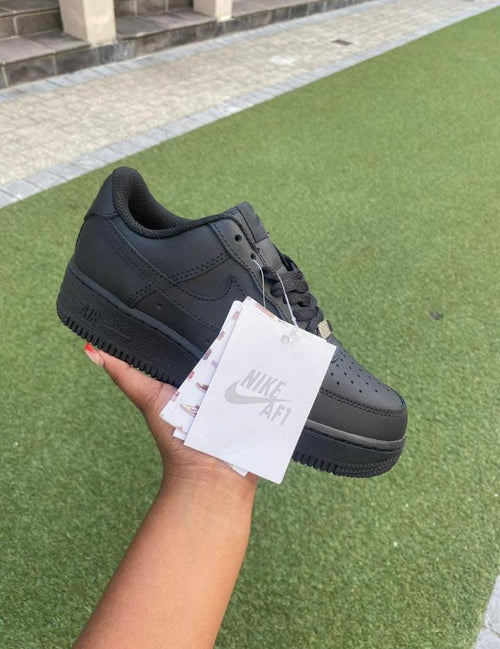 Nike AF1 (Black & white)